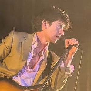 Meet your Posher, Hailey